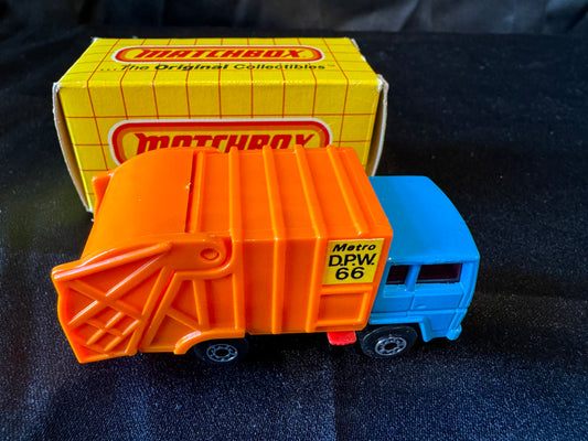 REFUSE TRUCK 1979 MATCHBOX LESNEY SUPERFAST #36 Blue and orange in box MINT