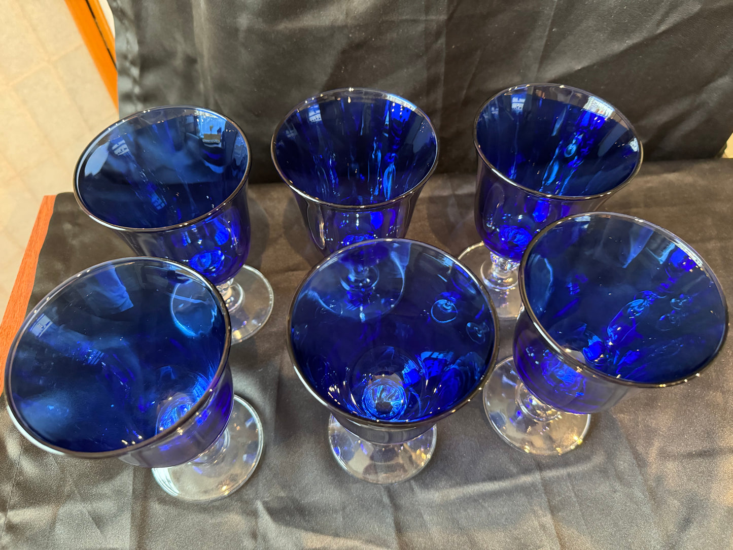 Cristal d'Arques Cobalt Blue Water Wine Goblet 6 1/2" Set of 6, vintage.