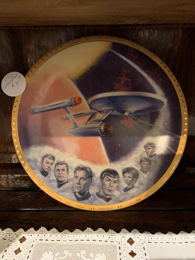 Star Trek USS Enterprise Collector’s Plate